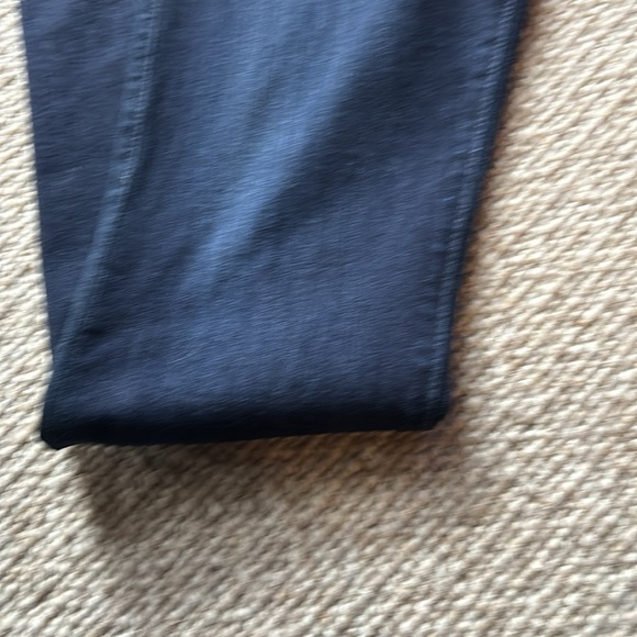 Like new AG Farrah Skinny Jean highrise - Picture 7 of 7